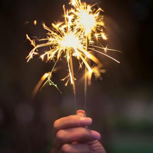SPARKLERS - கம்பி மத்தாப்பு